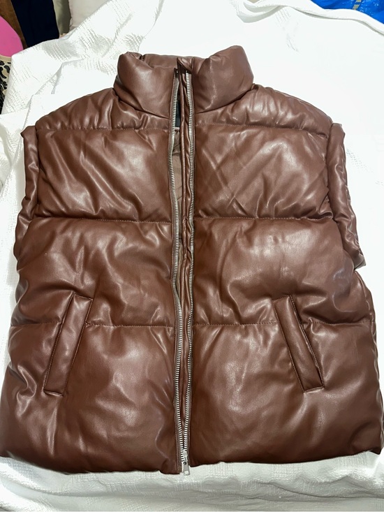 Forever 21 Jackets & Blazers - Forever 21 Brown Faux Leather Puffer Vest Women’s Large L Zip Up Fall Y2K